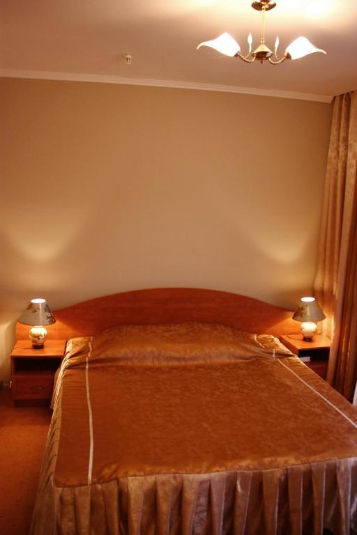 Atlant Hotel Uzjhorod Rum bild